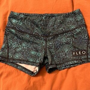 Fleo Shorts